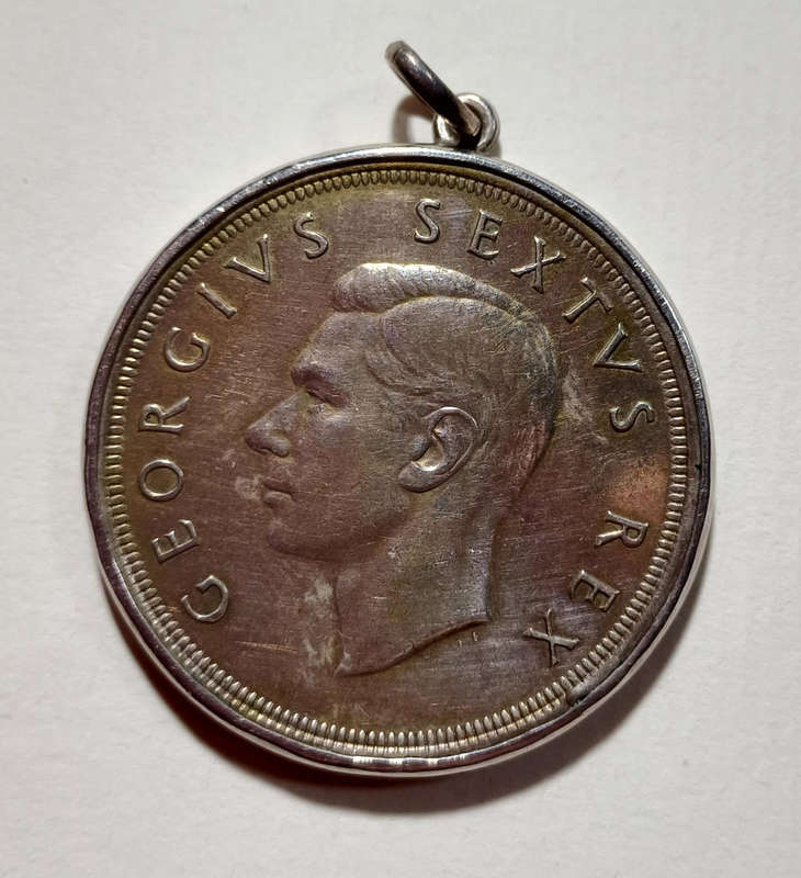 1952 Crown (5 Shillings) in Silver Pendant