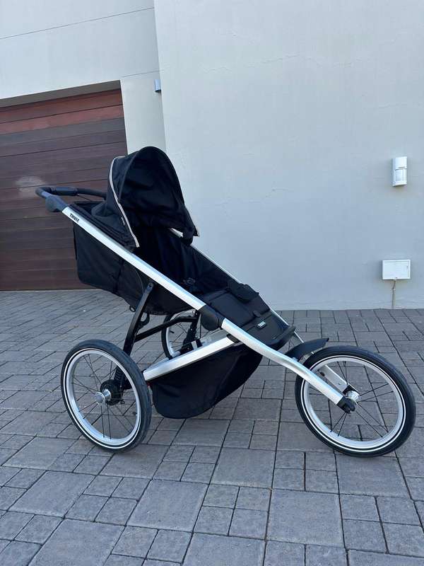 Thule Glide 2 Baby Pram