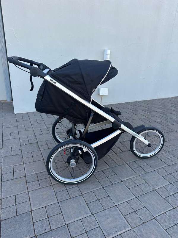 Thule Glide 2 Baby Pram