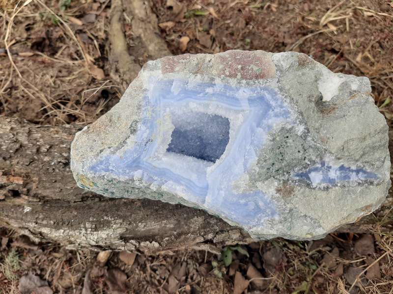 BLUE LACE AGATE 1.870kg