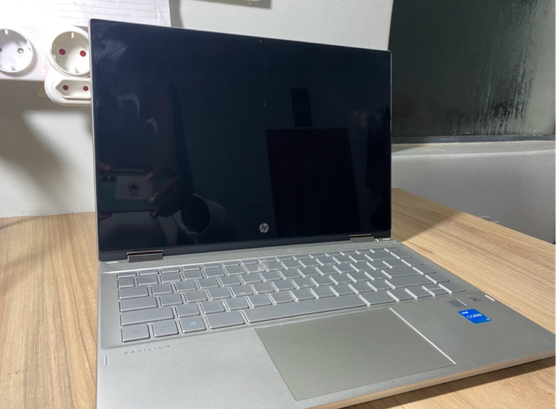 Hp Pavilion x360 convertible 14