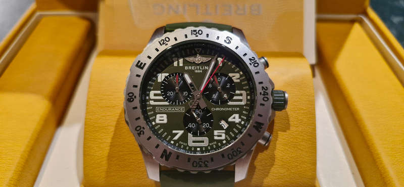 Breitling Endurance Pro Chronometer - AAA/AA GRADE Breitling Replica