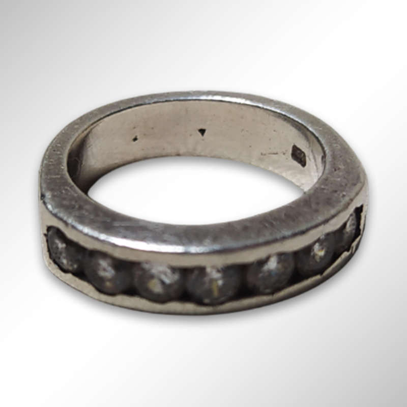 925 Sterling Silver Ring With CZ Stones