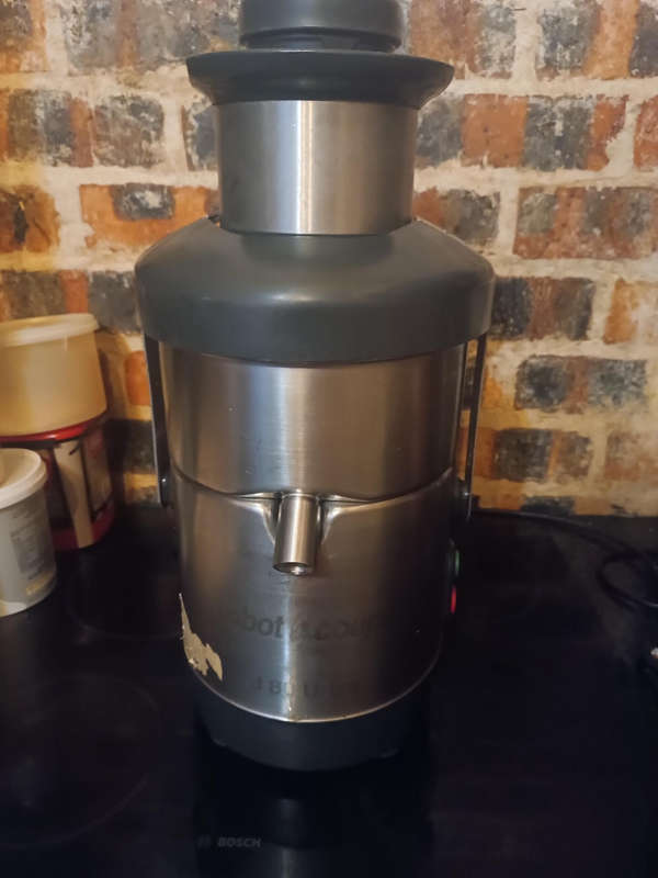 Commercial Juice Extractor J 80 Ultra