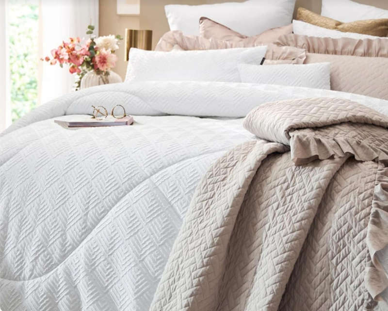 New Homechoice Cleopatra 8 Piece Comforter Set