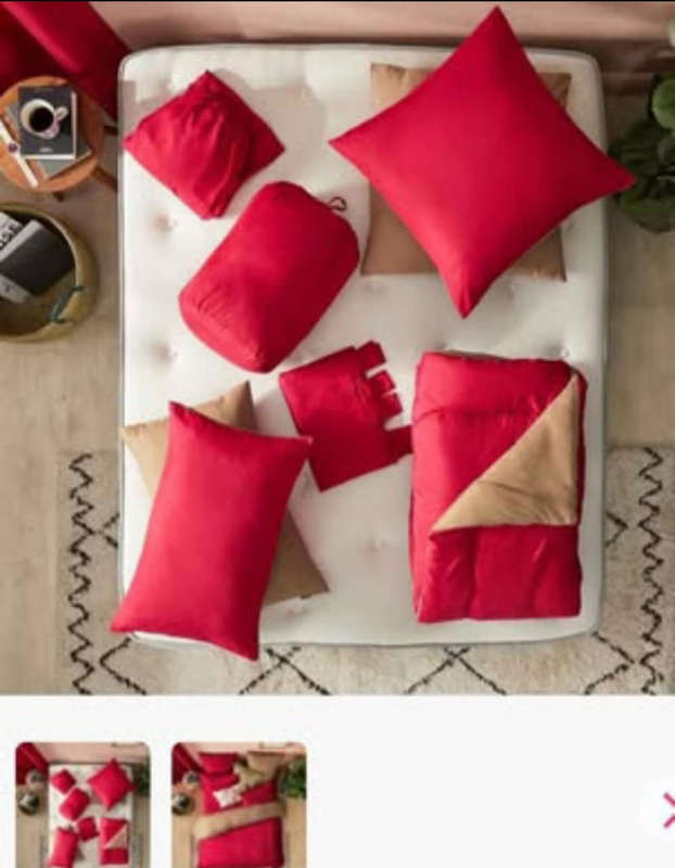 New Homechoice Deluxe Comforter Bed Set