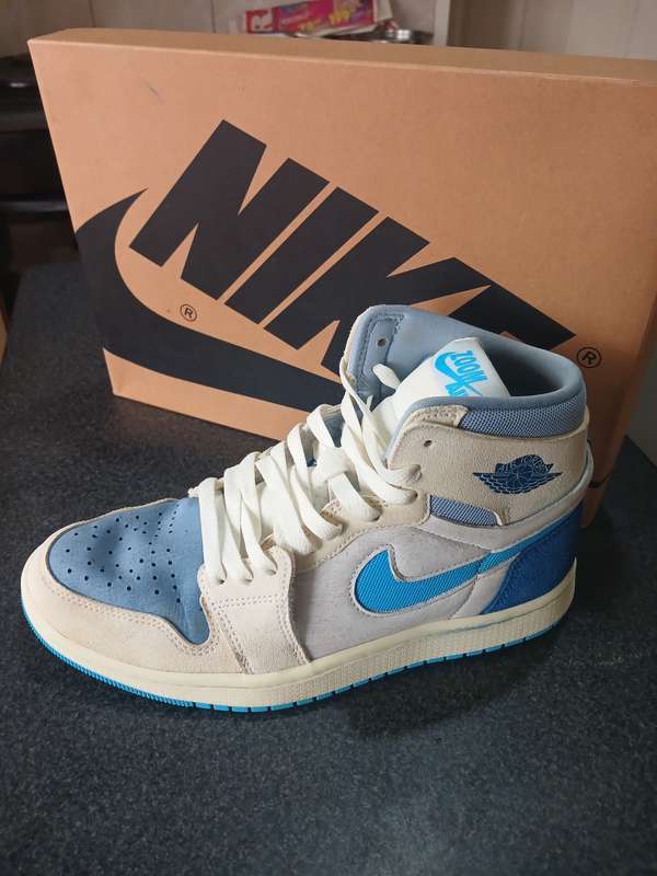 Air Jordan 1