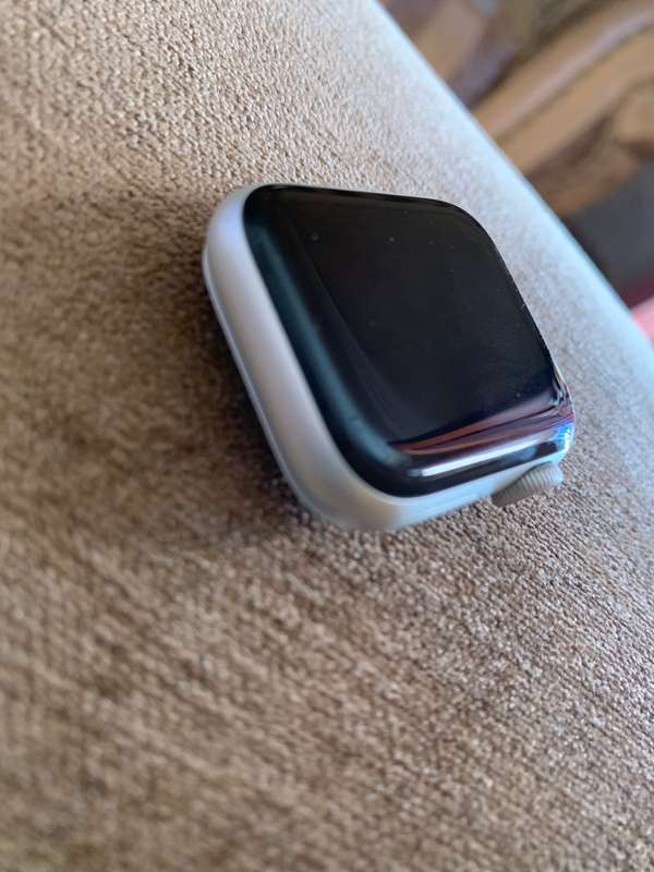 Apple Watch Series 4 || Nike Edition || Wi-Fi + Cellular || Excellent Condition
