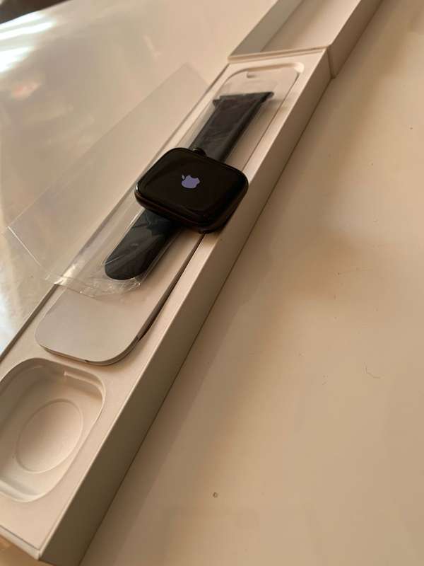 Apple Watch SE 44mm (SpaceGray) ,2nd Gen,LET