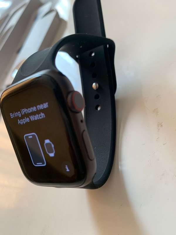 Apple Watch SE 44mm (SpaceGray) ,2nd Gen,LET