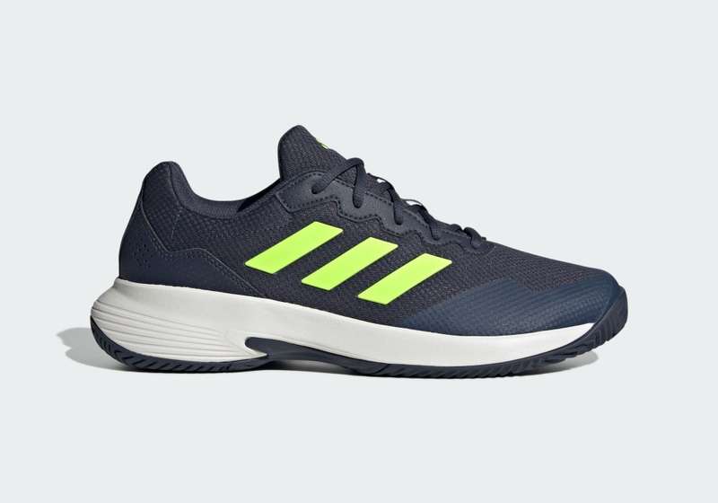 Adidas  game court 2 Mens tennis shoe uk 7