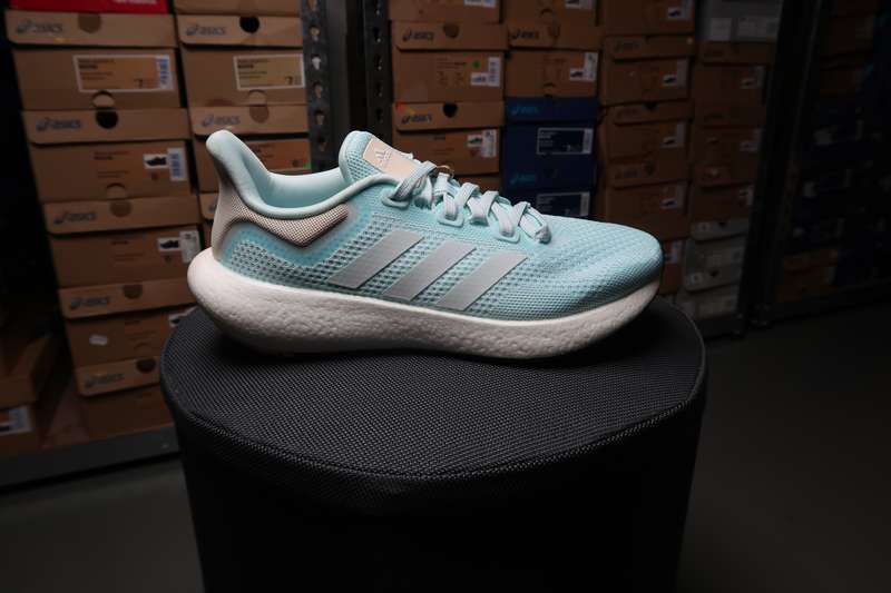 Adidas Pure Boost Jet WoMens uk 7.5