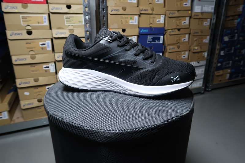 Hi Tec V lite Leo Uk 11