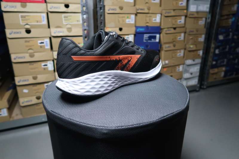 Hi Tec V lite Leo Uk 12