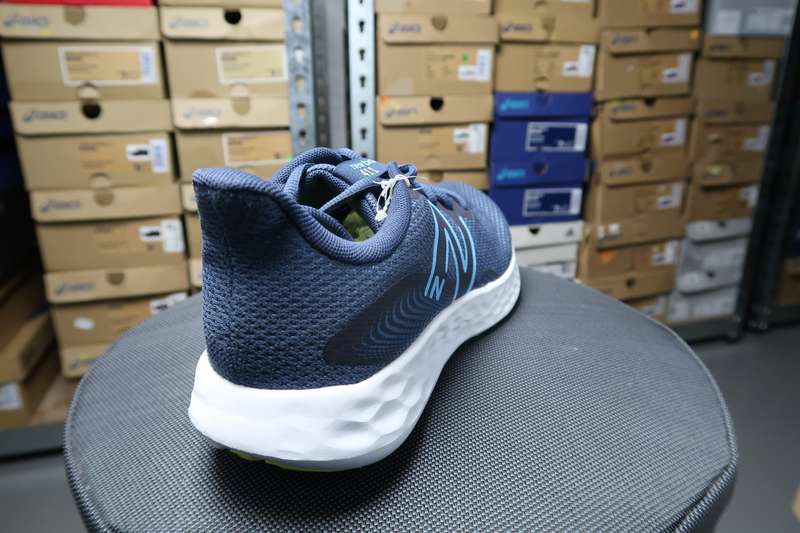New Balance M411 RG2 Mens uk 8