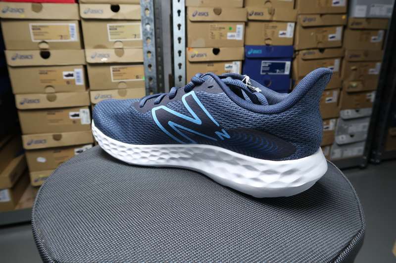 New Balance M411 RG2 Mens uk 8