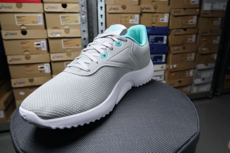 Reebok lite 3.0 Mens Uk 9