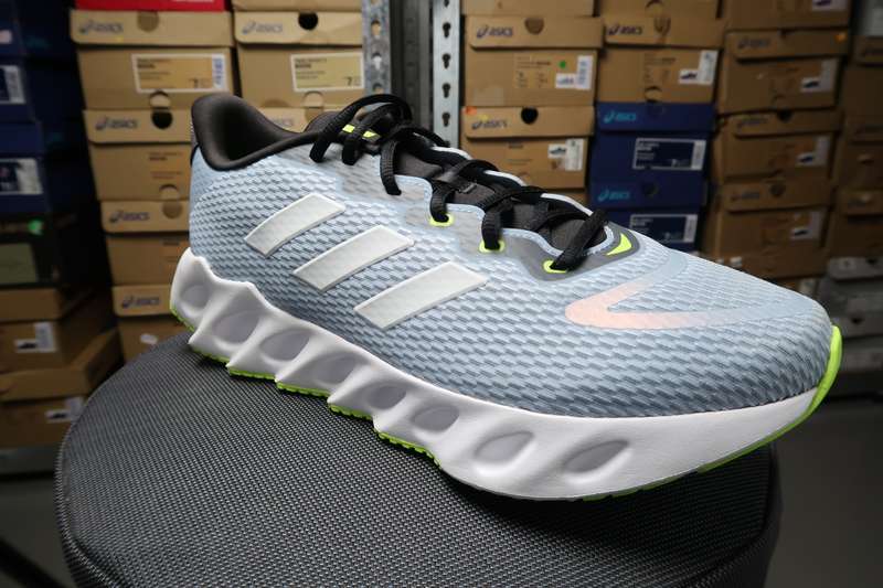 Adidas Mens Switch Run Uk 11