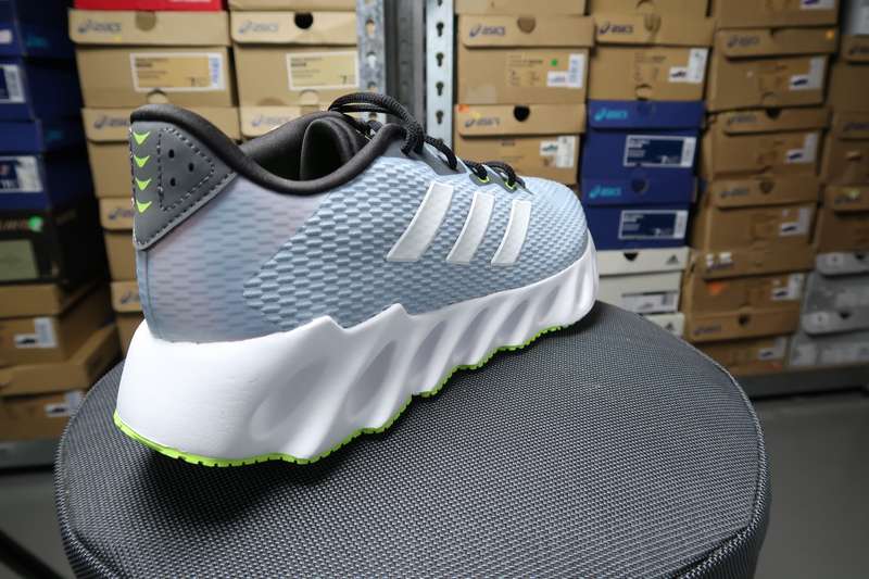Adidas Mens Switch Run Uk 11