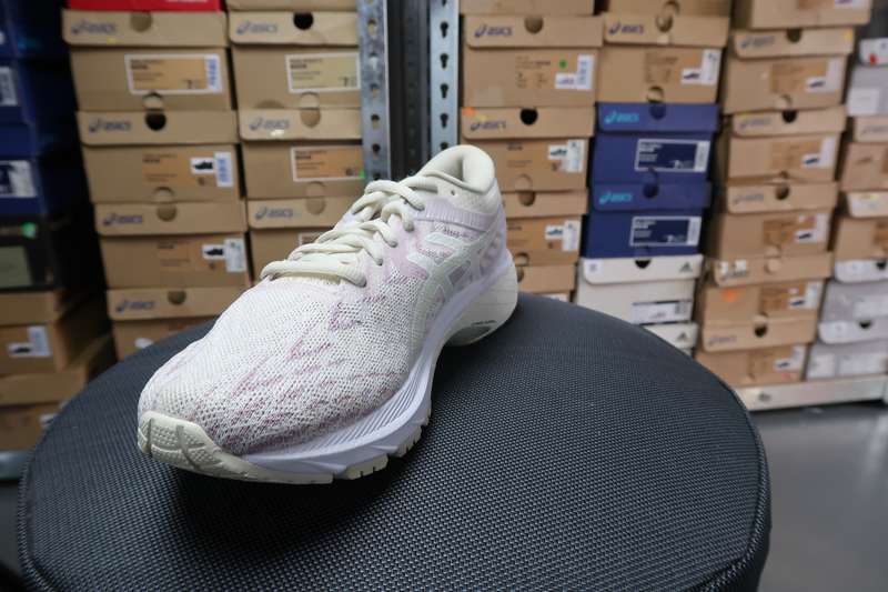 Asics GT 2000 8 Womens UK 5