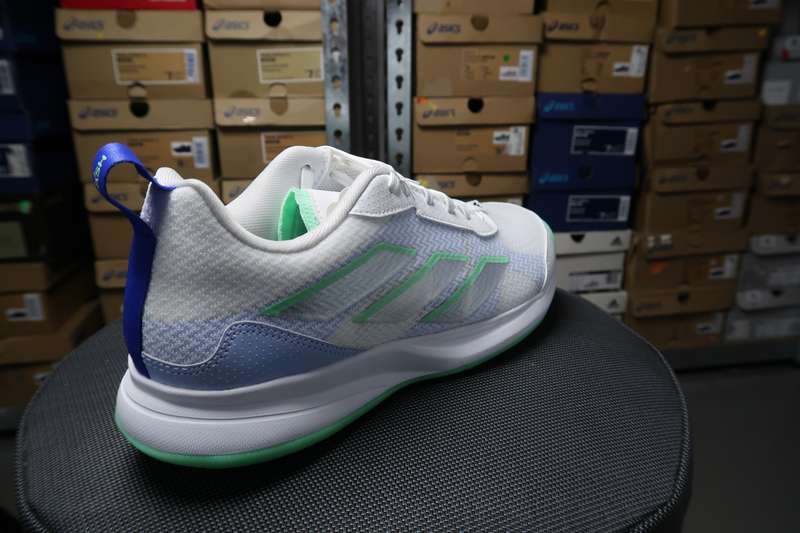 Adidas Ava Flash Tennis shoes UK 8