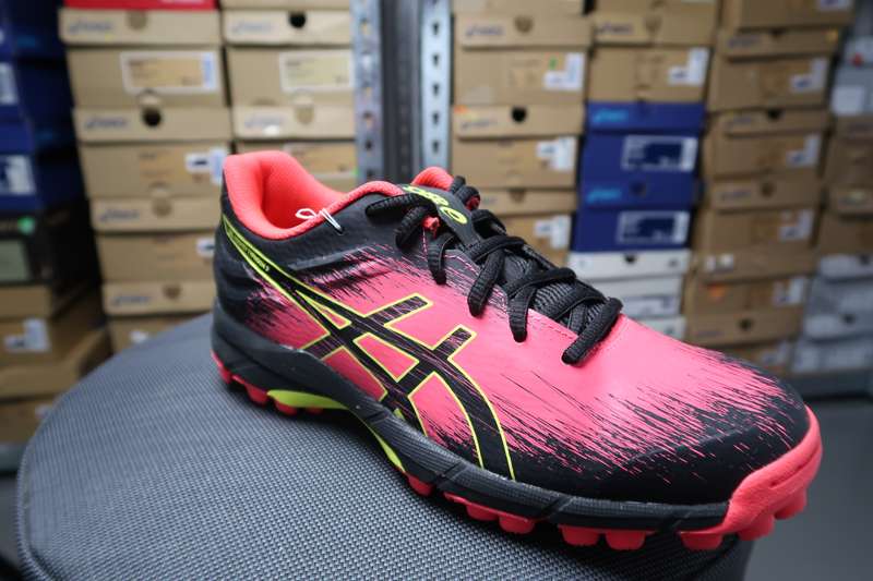 Asics Hockey Typhoon Womens Hockey shoe uk 8.5