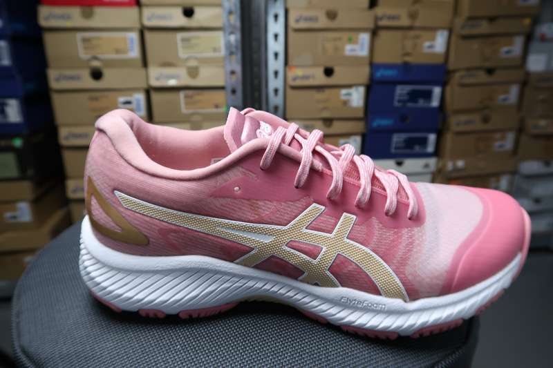 Asics Netburner Professional FF 2 Netball shoe UK 7
