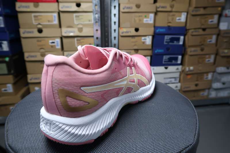 Asics Netburner Professional FF 2 Netball shoe UK 7