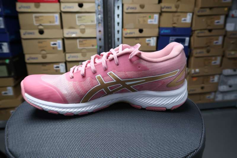 Asics Netburner Professional FF 2 Netball shoe UK 7