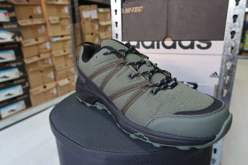 HI Tec Trooper XT Mens hiking  Size 10