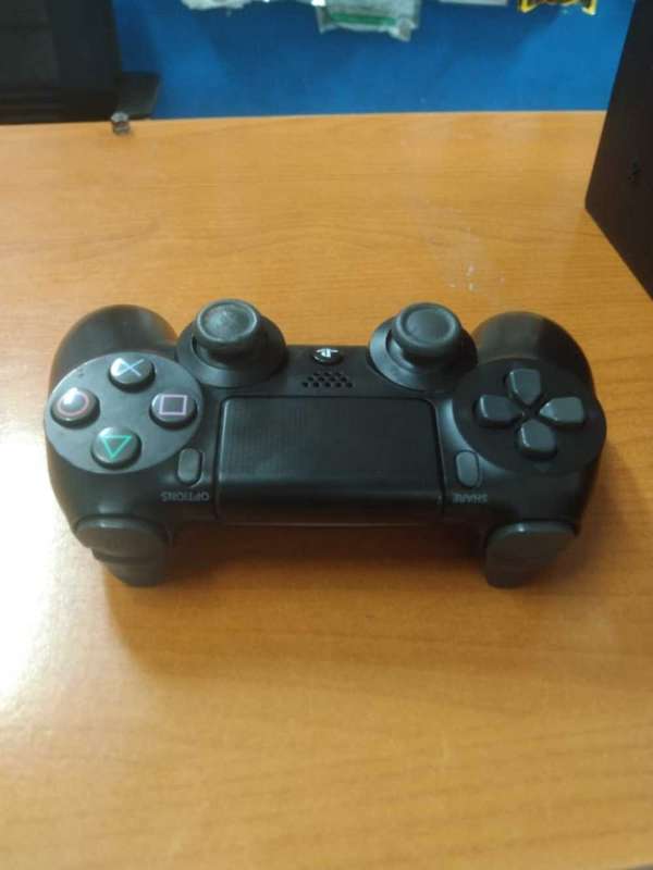 PS4 PRO 1TB