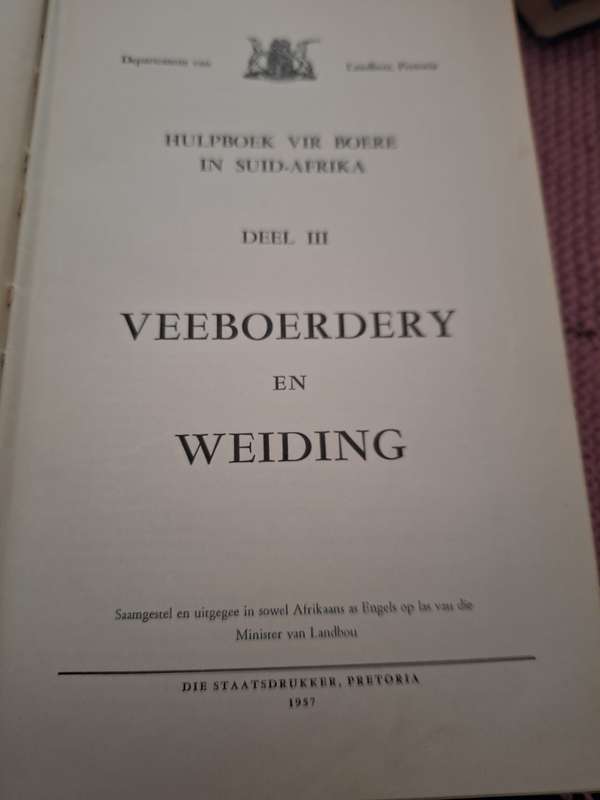 Hulpboek vir boere in Suid-Afrika Deel 3 Veeboere en weiding 1957