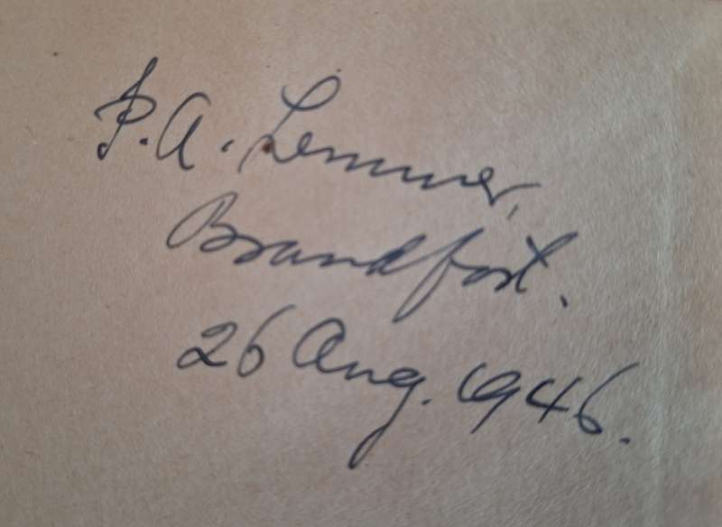 Moord in die Laeveld-Dirk J Potgieter1946 first edition Afrikaans Text Speurverhaal