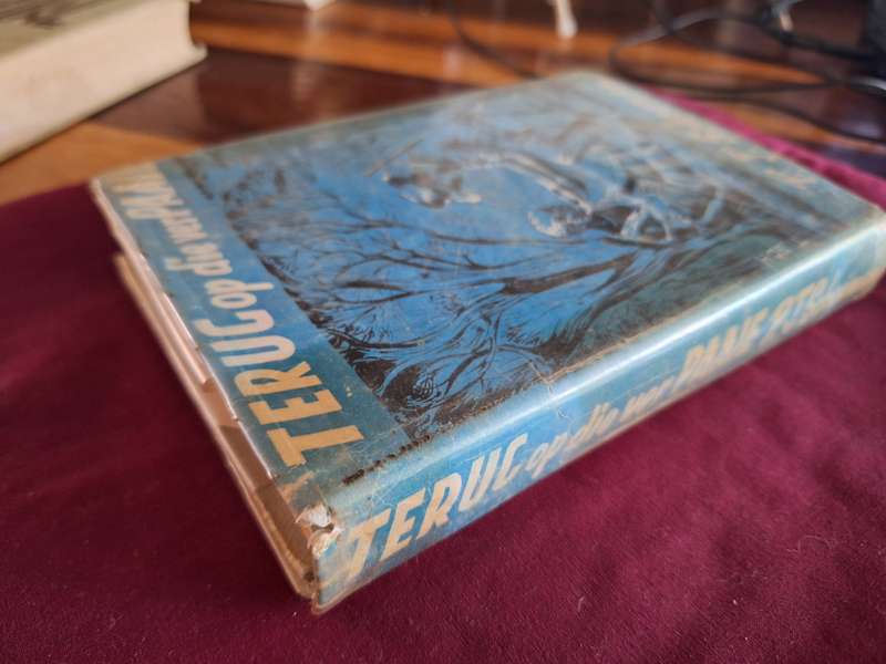 Terug op die ver paaie - PJ Schoeman 1962 first edition. Afrikaans text