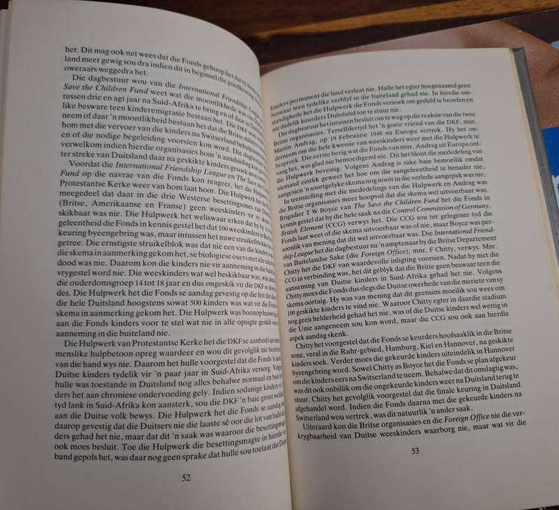 Vir n"blanke volk": Die verhaal van die Duitse weeskinders van 1948.Werner vd Merwe 1988 Fir Edition