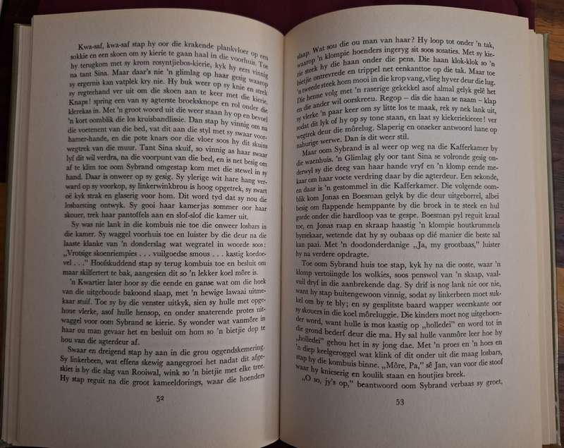 Halfeeu -Uitgesoekte verhale uit die Huisgenoot 1916-66. Afrikaans Text. PG du Plessis. 1982 reprint