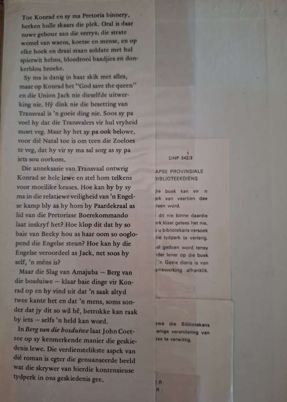 Berg van die Bosduiwe - John Coetzee - first edition 1981 . Afrikaans Text - Rare