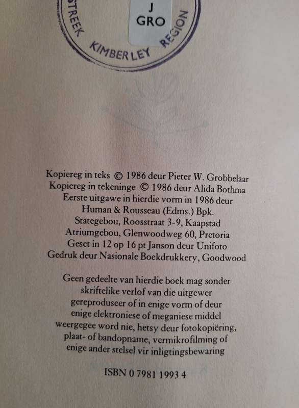 Doer in Dierlandy Pieter W grobbelaar First and rare edition 1986. Afrikaans Text.