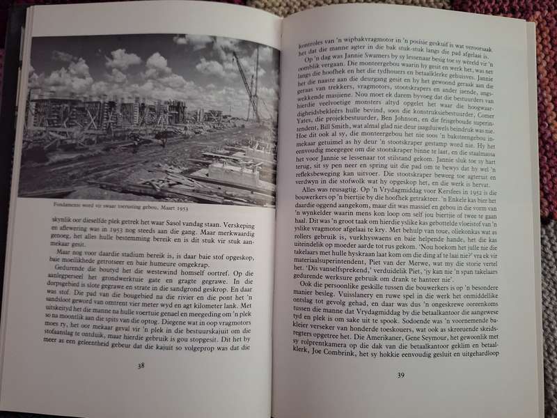Sasol 1950-1975 by Johannes Meintjes. Rare. 1975 1st edition. Afrikaans Text