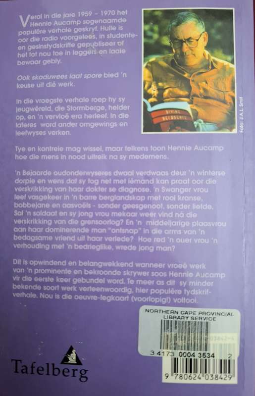 Hennie Aucamp-Ook skaduwees laat spore. Rare Title. 1st edition 2000 Afrikaans text.