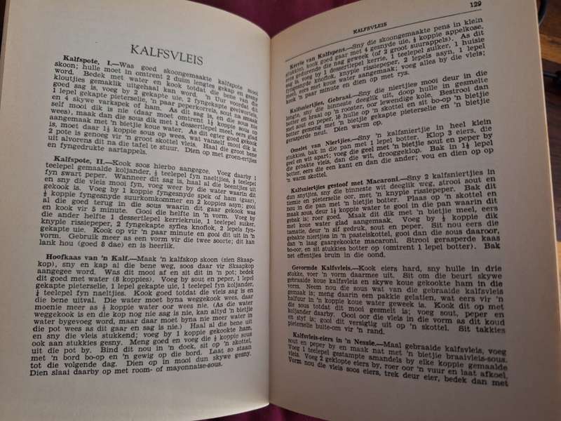 Die Praktiese Kookboek vir Suid-Afrika - S van H Tulleken reprint 1980 Afrikaans Cooking and Text