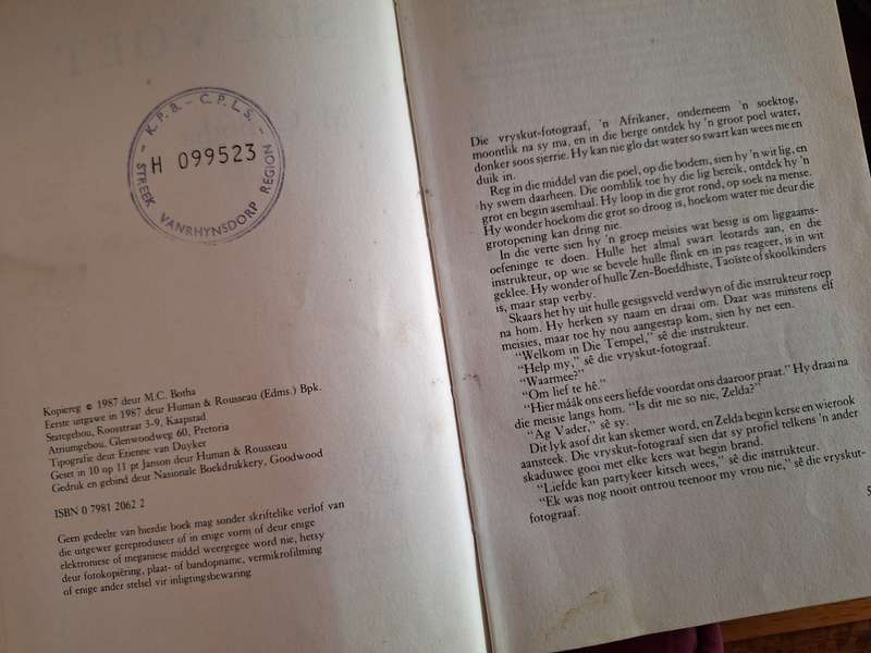SLUVOET - MC Sluvoet - 1987 first edition. rare. Afrikaans text. Novel