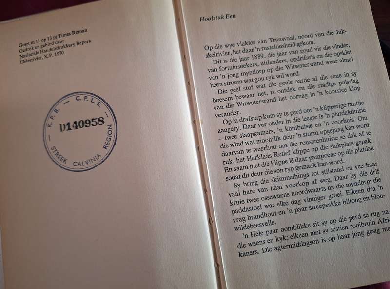 GOUD en GLORIE - CF Byers-Boshoff- 1970 first edition. Afrikaans Edition.