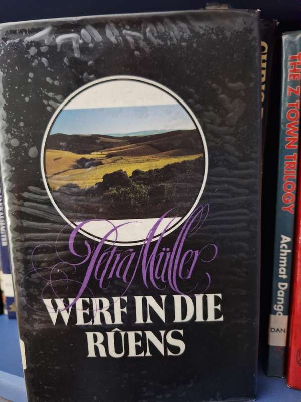 PETRA MULLER-Werf van Ruens-first edition 1980-Afrikaans text-Short Stories
