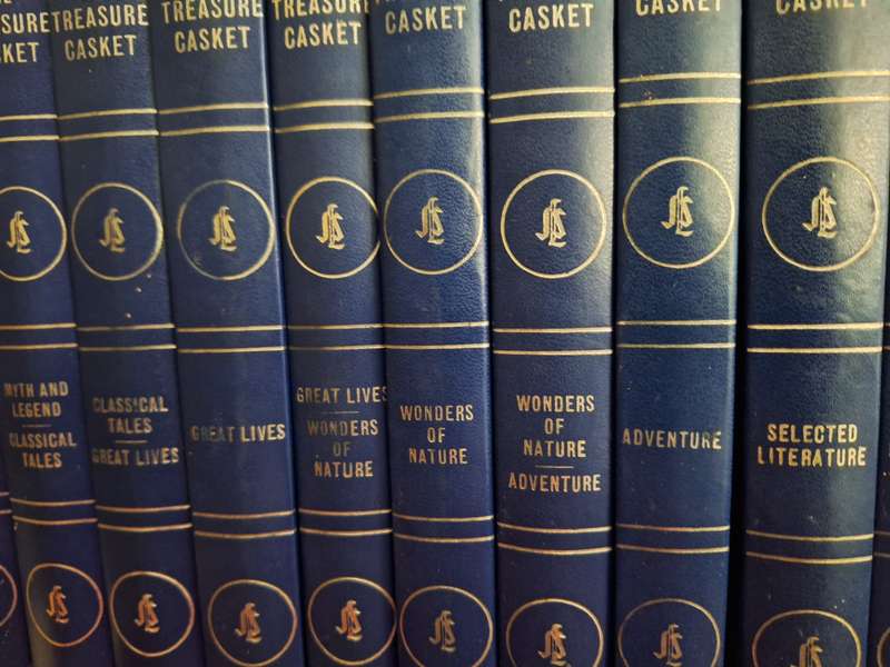 THE TREASURE CASKET of The Junior Literary Society. Scarce. Forward JC Smuts. Roy E Stevens/English
