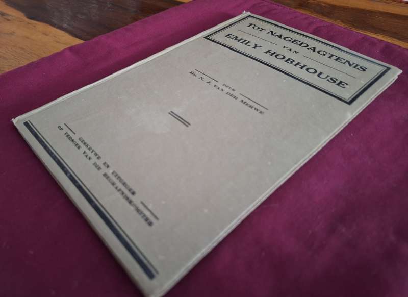 TOT NAGEDAGTENIS van EMILY HOBHOUSE-Dr NJ van der Merwe-1926 rare hardcover/Afrikaans Text/Boer War