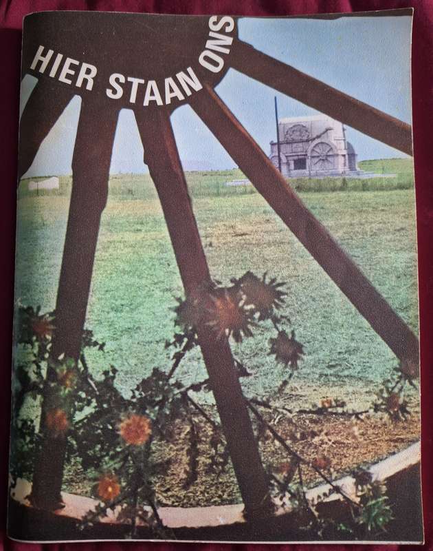 HIER STAAN ONS-Saamgestel deur AP van der Golf-Afrikaanse Text.
