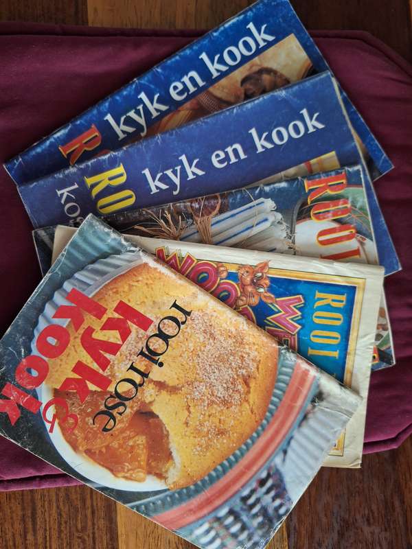 Rooi Rose - 5 x Bylae - various from 1994-1996 - Afrikaans Teks. Magazines