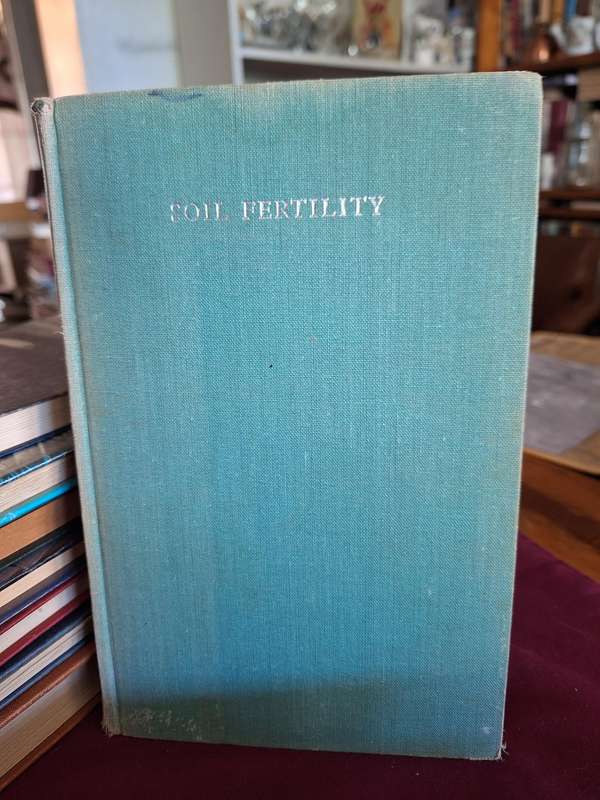 SOIL FERTILITY by L de V Malherbe - 1956