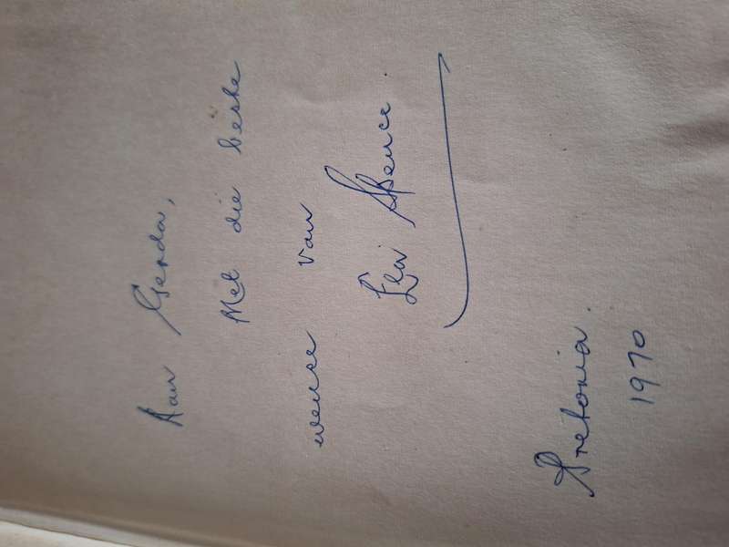 AS DIE DAMWAL BREEK - Ela Spence - 1970 first Edition. SIGNED BY AUTHOR/ Rare